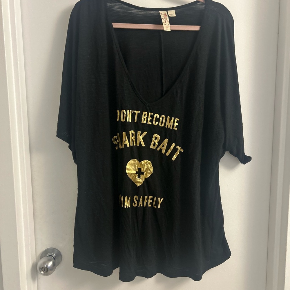 Miken Black and Gold Oversized Short Sleeve Tee